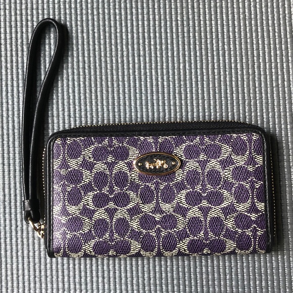 Coach Handbags - Purple Coach Wristlet